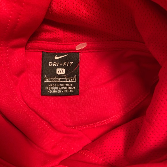 New Dri Fit Nike Pullover Hoodie - Picture 3 of 3
